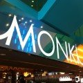 MONKI店内ロゴ