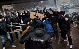 また暴動…平和的なデモ活動さえ行えなくなってしまったスウェーデンの行く先は?! ヒュゲリライターズコラム