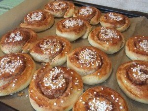 10月4日はシナモンロールの日!シナモンロールはマイレシピを見つけるべし! ヒュゲリライターズコラム